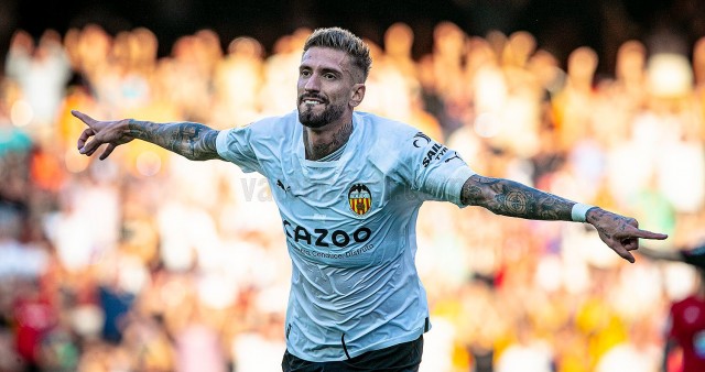Castillejo adelanta al Valencia (1-0)
