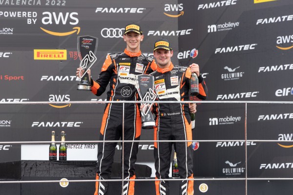 Weerts y Vanthoor se llevan el título de GT en Valencia