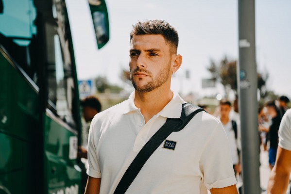 El Barça, cinco cambios; el Elche, siete
