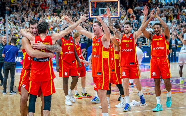 España, a poner la guinda a un Europeo memorable
