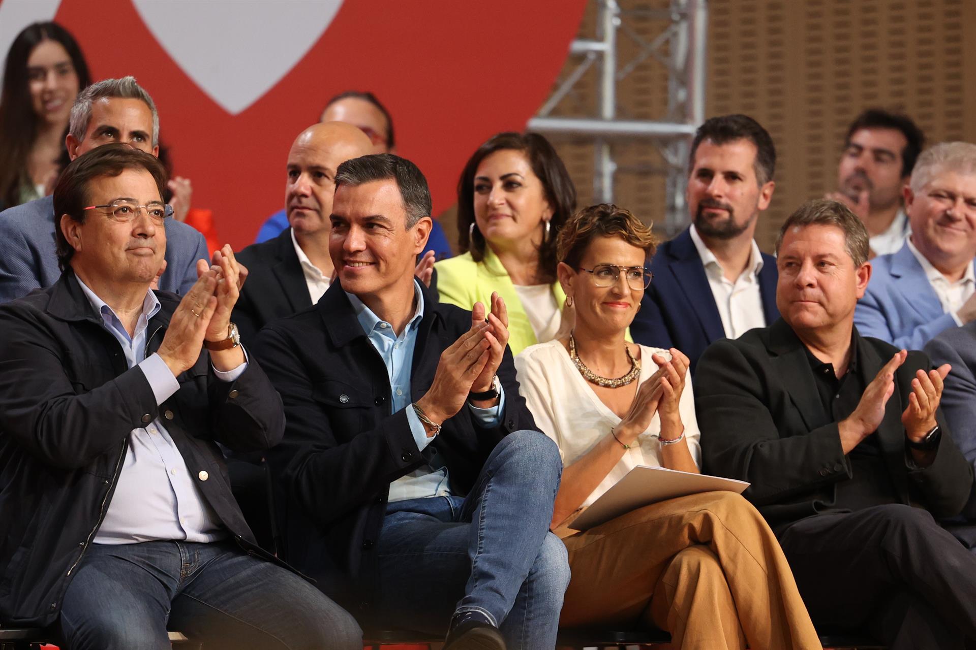 El Gobierno aprobará este martes 172 millones para Atención Primaria y la rebaja del IVA del gas