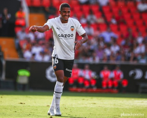 Samuel Lino es la revelación del Valencia 