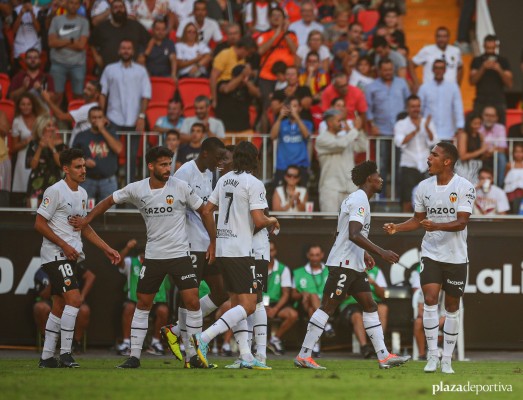 El Valencia recupera la confianza a costa del Celta