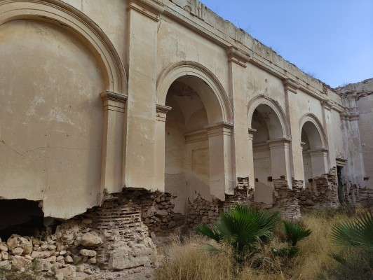 La ermita por la que no pasará la ruta del Camp d'Elx: el caso del Molar y otros bienes patrimoniales a la espera