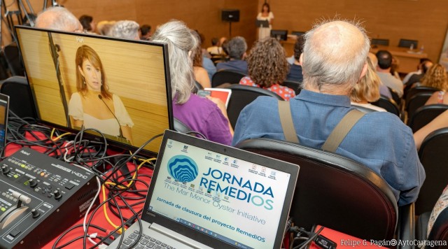 La recuperación del Mar Menor a través del efecto filtrador de las ostras
