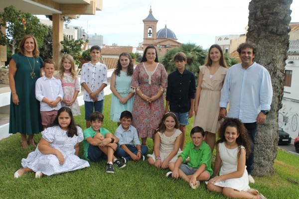 La proclamación de las reinas y festeros inicia las fiestas de Santo Tomás en Benicàssim