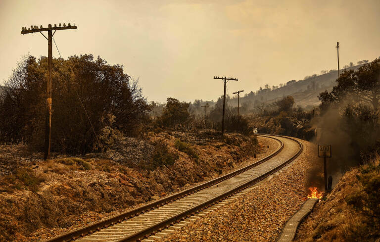 El Gobierno reconoce que el tren ha provocado este año tres incendios en el Alto Palancia