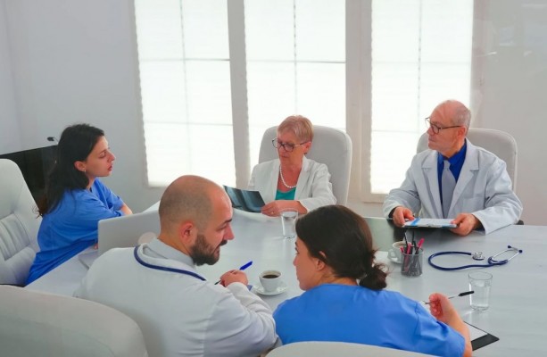 Profesionales y pacientes destacan la importancia de las terapias avanzadas CAR-T en la lucha contra el linfoma
