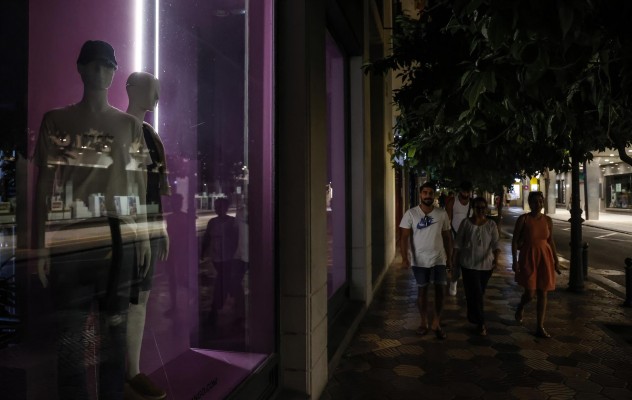 València ayudará a reducir la factura de 3.000 empresas 
