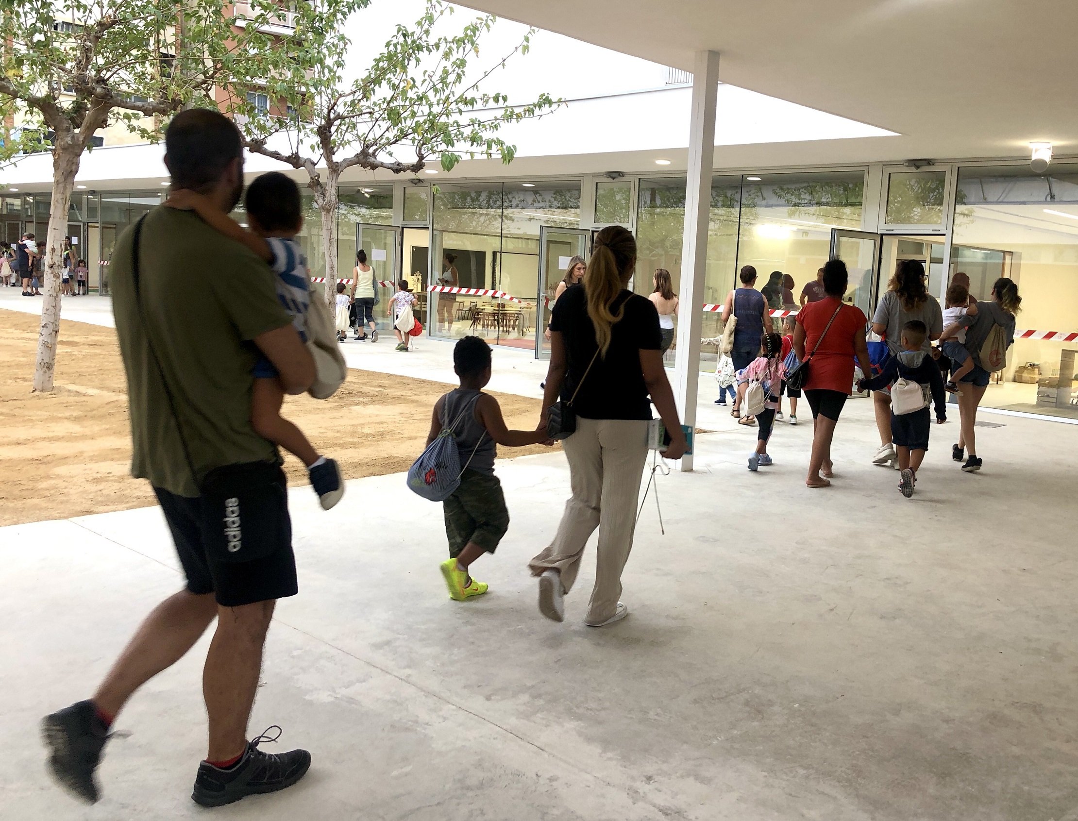 El nuevo colegio Embajador Beltrán de Almassora abre sus puertas tras una inversión de 4,6 millones