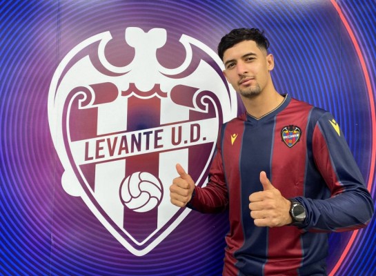 El Atlético Levante firma cedido al lateral Chemseddine Bekkouche 