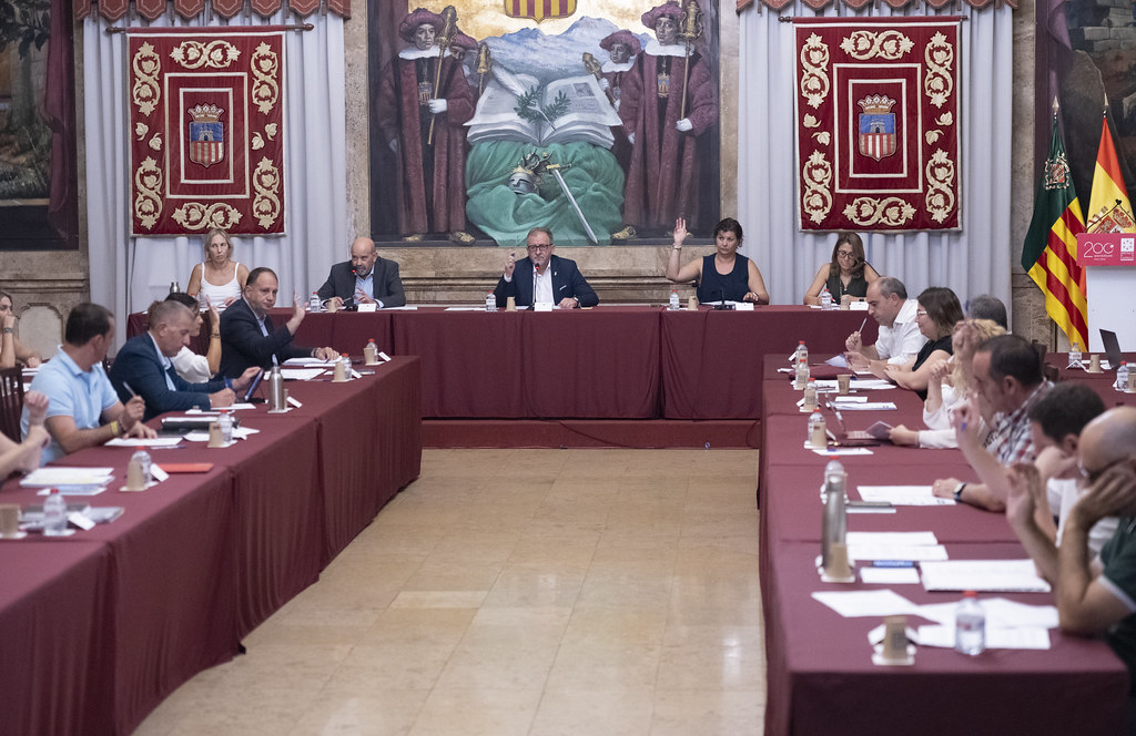El consenso por los incendios en la Diputación acaba en una nueva batalla política