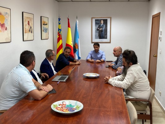 Torrevieja constituye la comisión de control del millonario contrato de gestión del auditorio