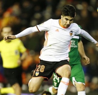 Carlos Soler: 