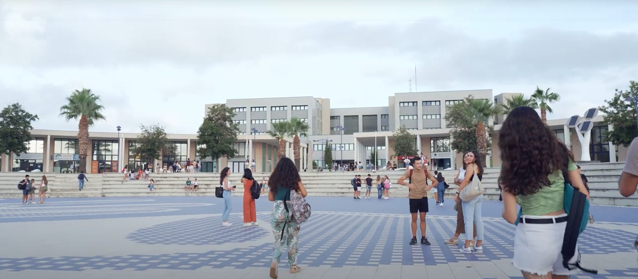 La UJI inicia el curso de la 'vuelta la normalidad' con 3.000 nuevos estudiantes y un asistente virtual