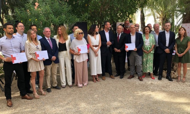 Cruz Roja celebra su 113 aniversario en Elche con un homenaje a a organizaciones y colaboradores