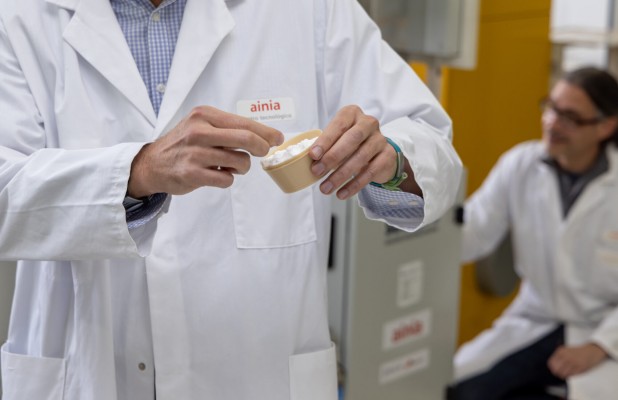 Ainia diseña un envase cosmético con bioplástico sacado de residuos orgánicos