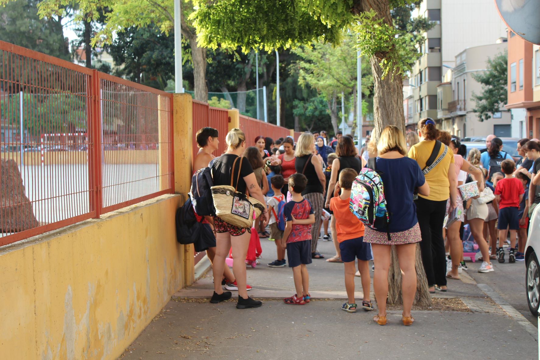 'Vuelta al cole' sin incidencias en Burriana: más de 5.500 alumnos inician el nuevo curso