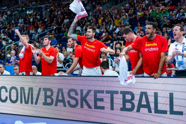 Finlandia, con Markkanen en forma, se cruza en el cuento de hadas de España
