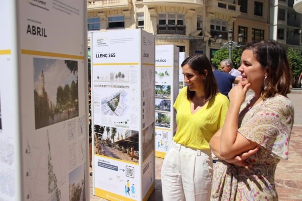 Arrancan las deliberaciones del jurado para elegir el diseño final de la plaza del Ayuntamiento