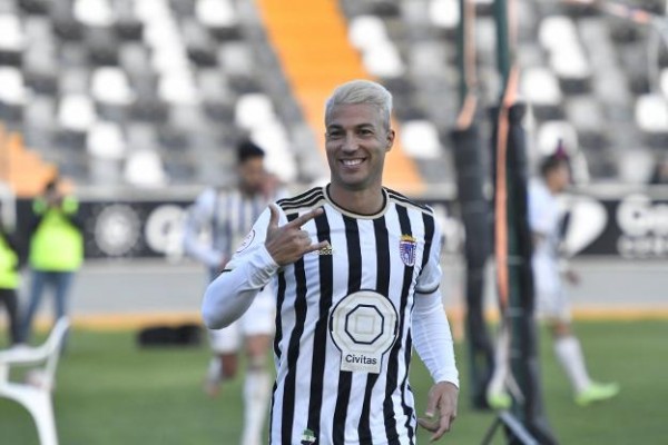 Truyols ocupará la licencia de Djaló