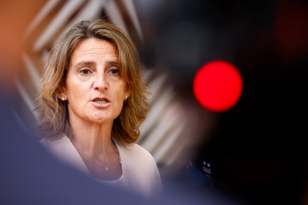 Ribera: “Debemos intervenir el mercado energético para proteger el tejido industrial”
