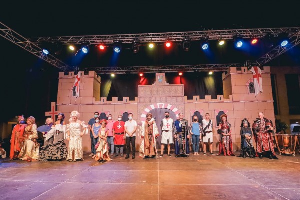 Los actos de Moros y Cristianos, plato fuerte del primer fin de semana de fiestas de Catarroja
