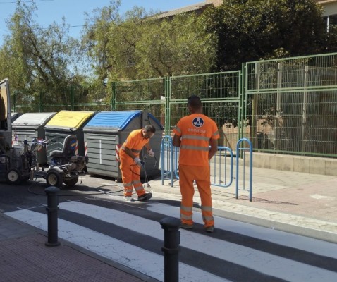 Alicante invierte 1,6 millones en el mantenimiento extraordinario de 53 colegios ante el inicio del curso 