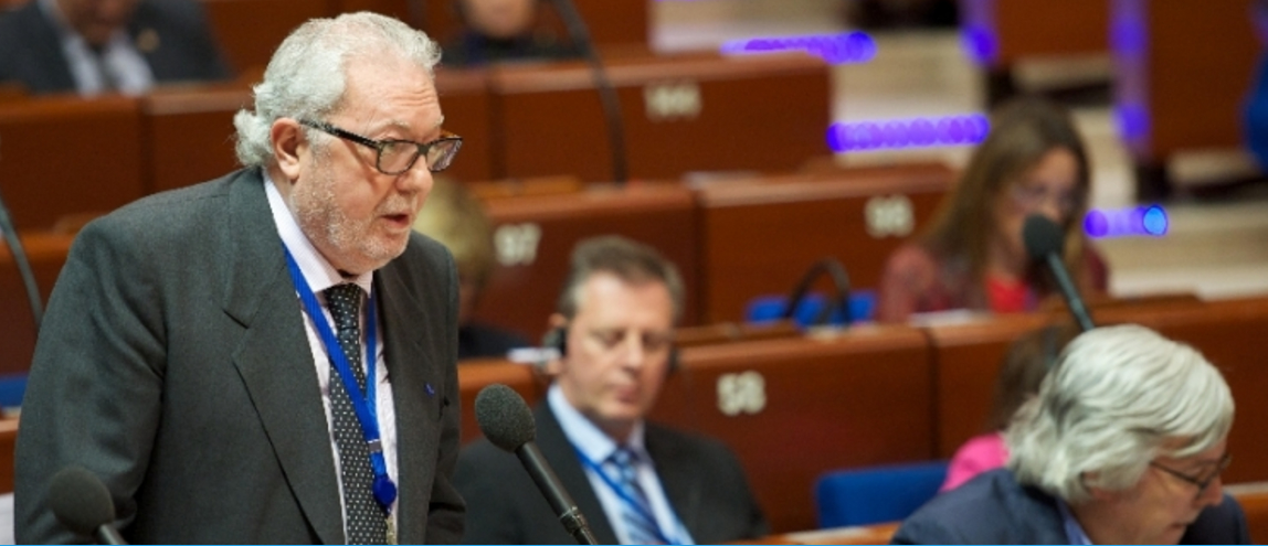 Piden investigar a Pedro Agramunt por su presunta relación con una red de sobornos en la UE