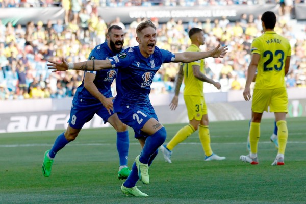 El Villarreal, imbatido en la Liga, recibe tres goles en Europa
