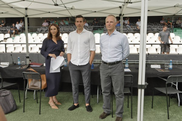 Voulgaris: “Apoyaremos económicamente al club el tiempo que haga falta para lograr el ascenso”