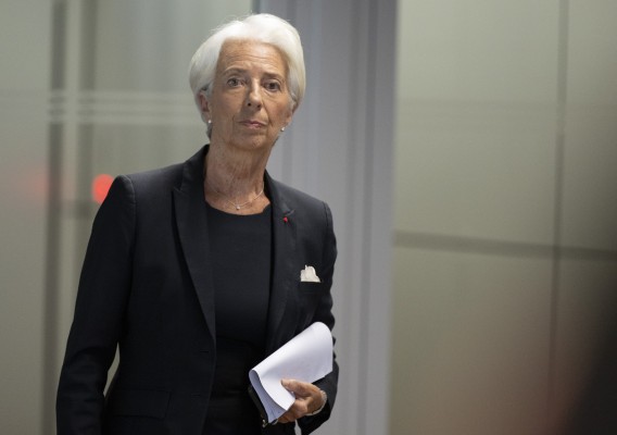 Lagarde se compromete a bajar la inflación y avisa que los tipos no pueden bajar precios de la energía