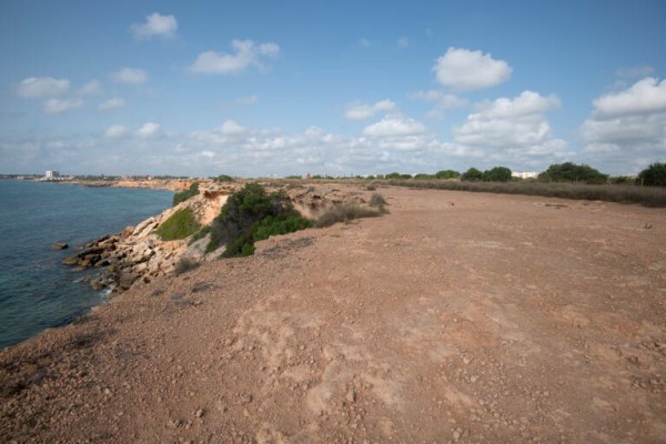 El urbanizador de Cala Mosca pide a la alcaldesa de Orihuela que concrete su propuesta de negociación