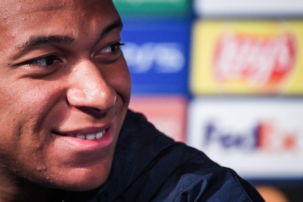Multa de 2.000 euros a un joven que profirió un tuit racista contra Mbappé 