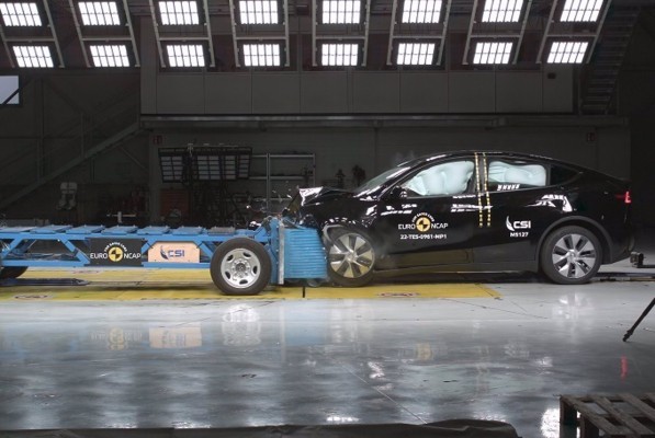 Tesla Model Y, Genesis GV60, Ora Funky Cat y Wey Coffee 1, cinco estrellas Euro NCAP