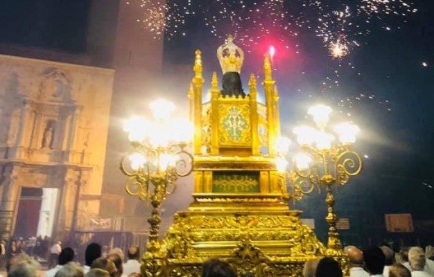 Misa mayor y procesión: Burriana rinde homenaje a su patrona, la Mare de Déu de la Misericòrdia