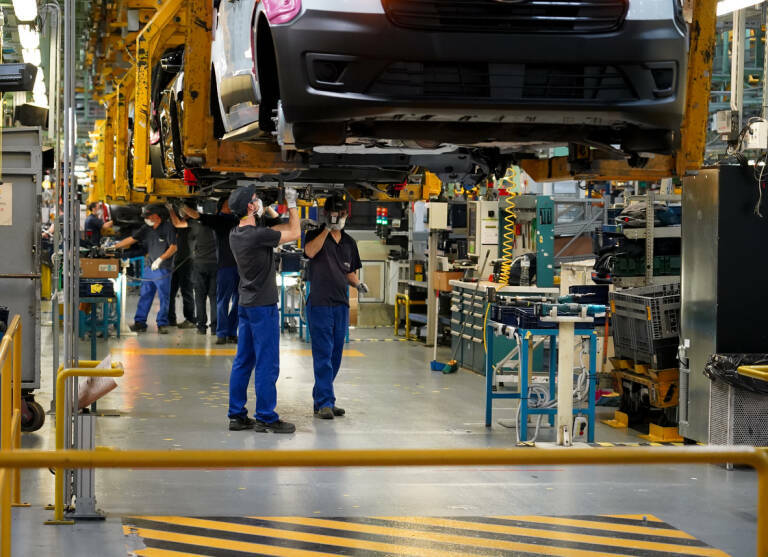 Ford Almussafes modifica 3 artículos del convenio colectivo para atender las observaciones de Trabajo