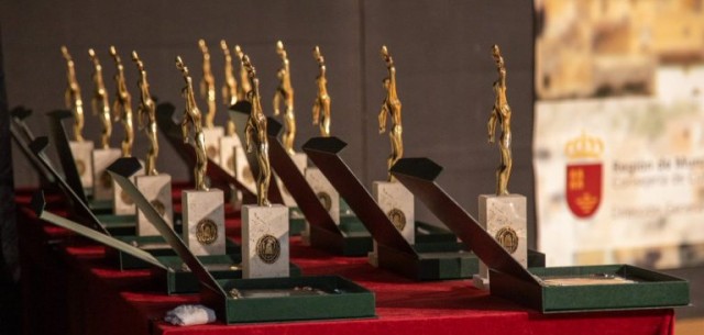Carlos Alcaraz, Mariano García, Mayte Mateo y Noelia Montoro premiados por Cehegín Atlético 