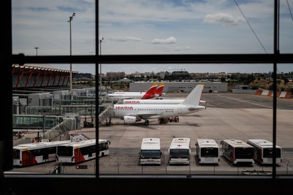 Iberia Express estudiará las reivindicaciones de USO y dará una respuesta en una semana