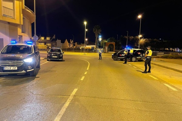 La Policía Local decide incrementar su presencia en La Aljorra ante las denuncias por el incremento de la inseguridad