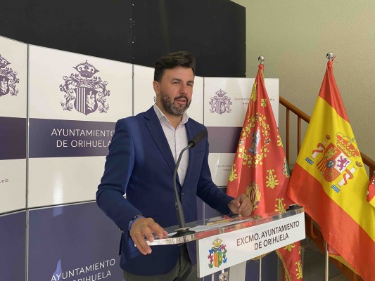 Orihuela designa los festivos locales de 2023 y externaliza la gestión del bono-consumo