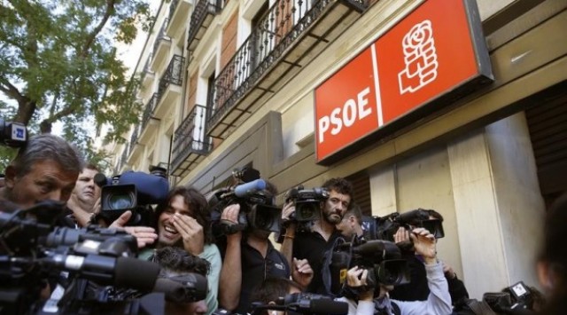 Malestar en Ferraz por el 'Gordo': Los décimos eran regalados y no se repartieron entre todos

