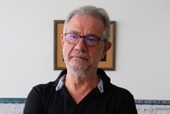 El catedrático de la UPV Casacuberta recibe el Premio Nacional de Informática