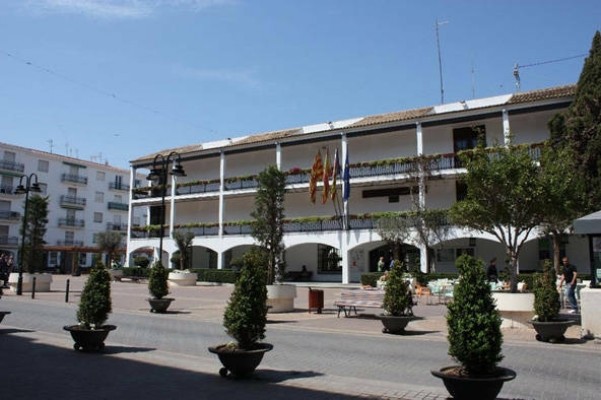 Altea destinará medio millón de euros a mejoras de calles y señalización en urbanizaciones