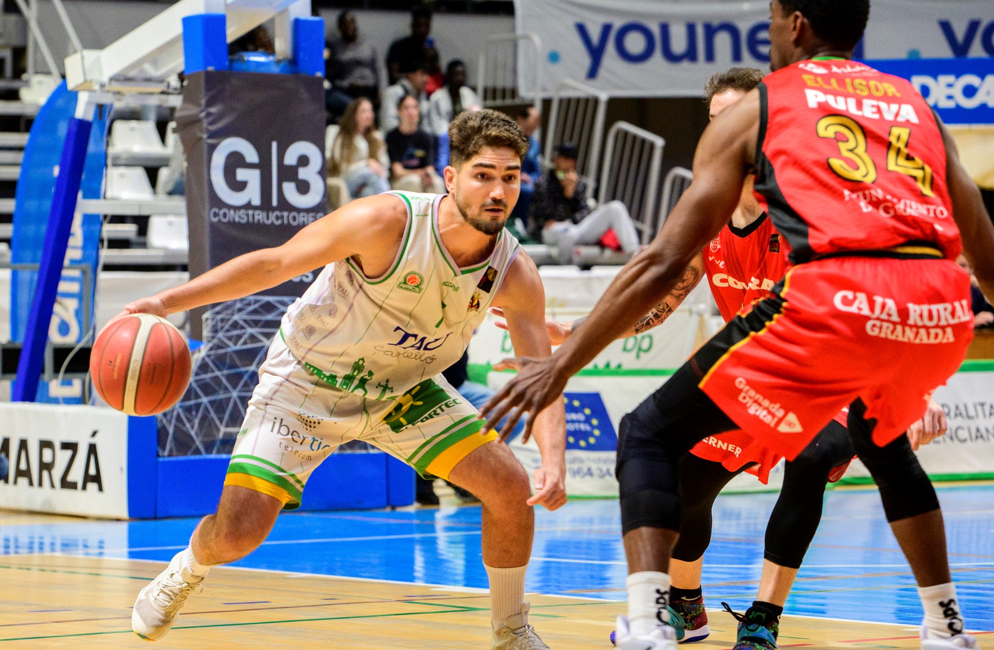 El TAU Castelló echa a rodar en su octava temporada en LEB Oro