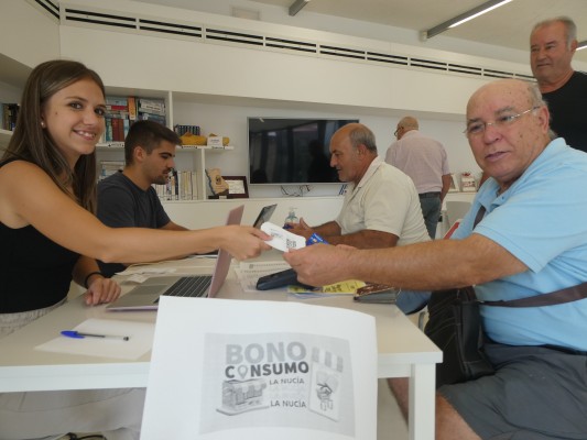 L'Alfàs, La Nucía o Finestrat, la Marina Baixa se llena de bonos consumo para incentivar las compras