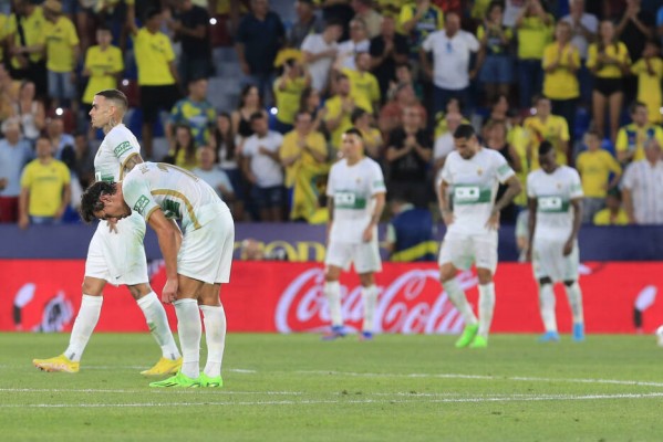 El Elche vuelve a recibir cuatro goles un año después y ante el mismo rival
