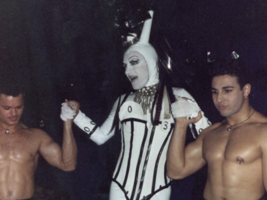 De travestis a drag queens, cuatro décadas de historia queer en València