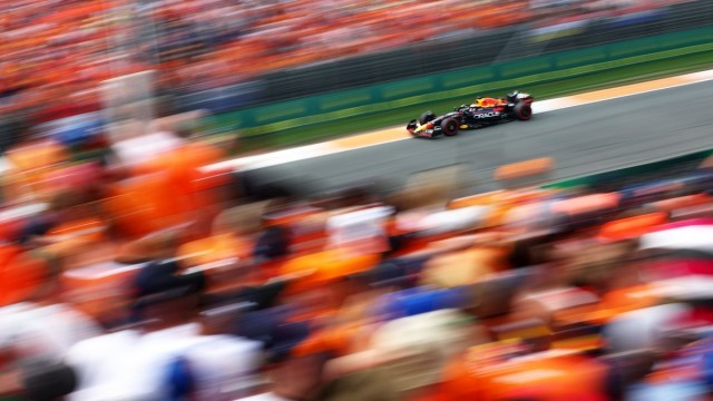 Verstappen triunfa en casa; Alonso acaba sexto y Sainz, octavo en Holanda