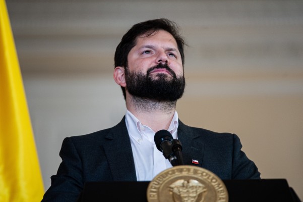 Chile afronta dividido el referéndum que puede archivar la Constitución de la dictadura